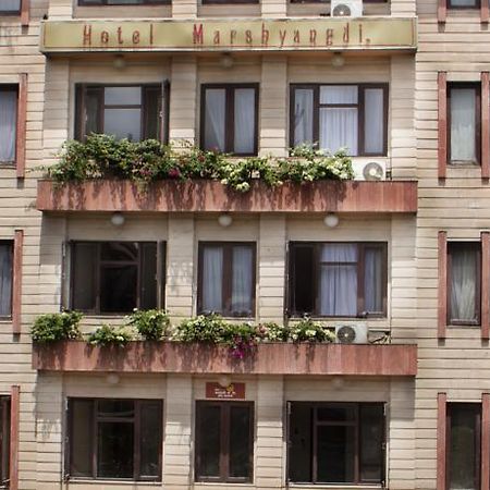 Hotel Marshyangdi Katmandu Dış mekan fotoğraf