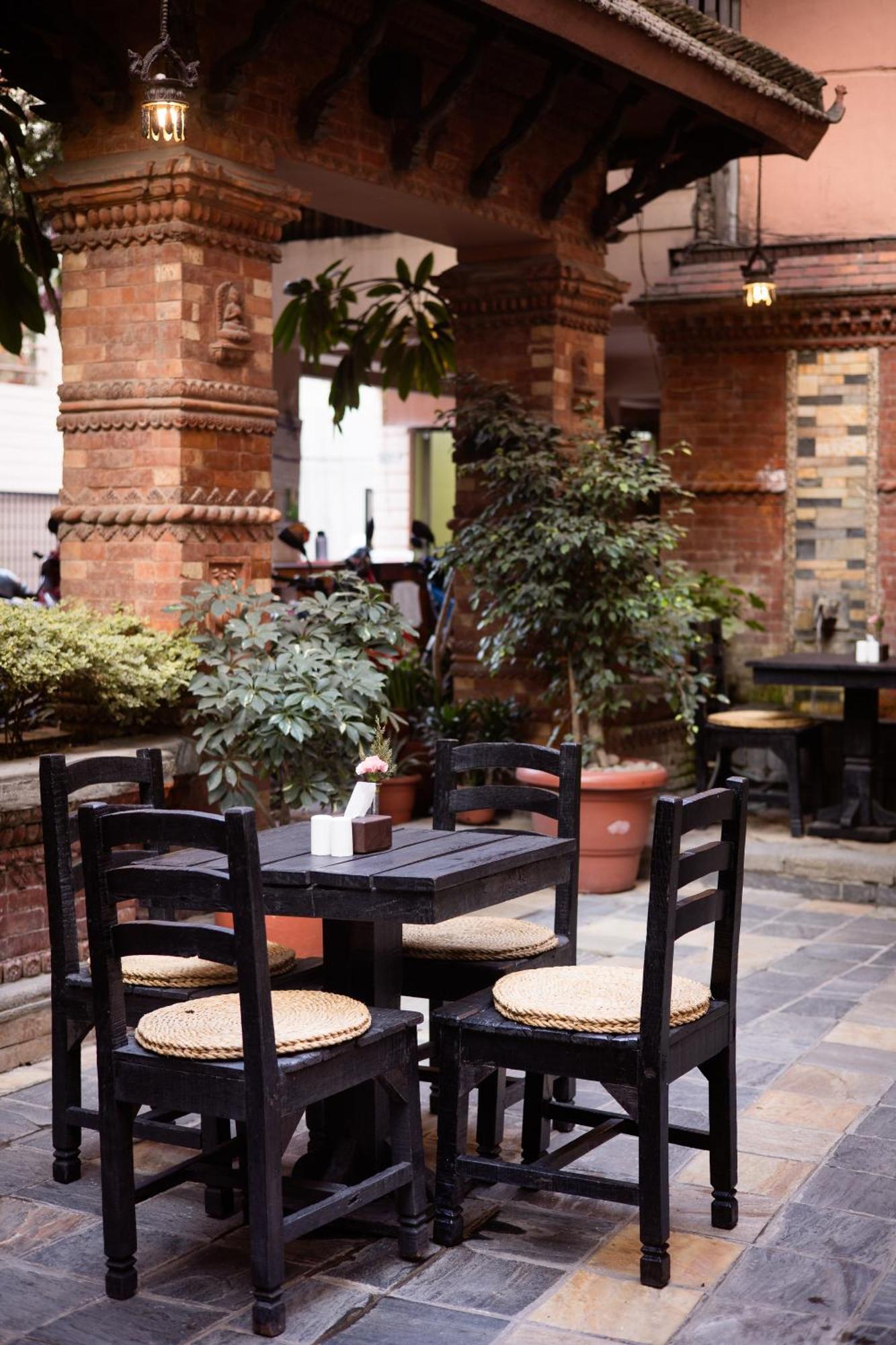 Hotel Marshyangdi Katmandu Dış mekan fotoğraf