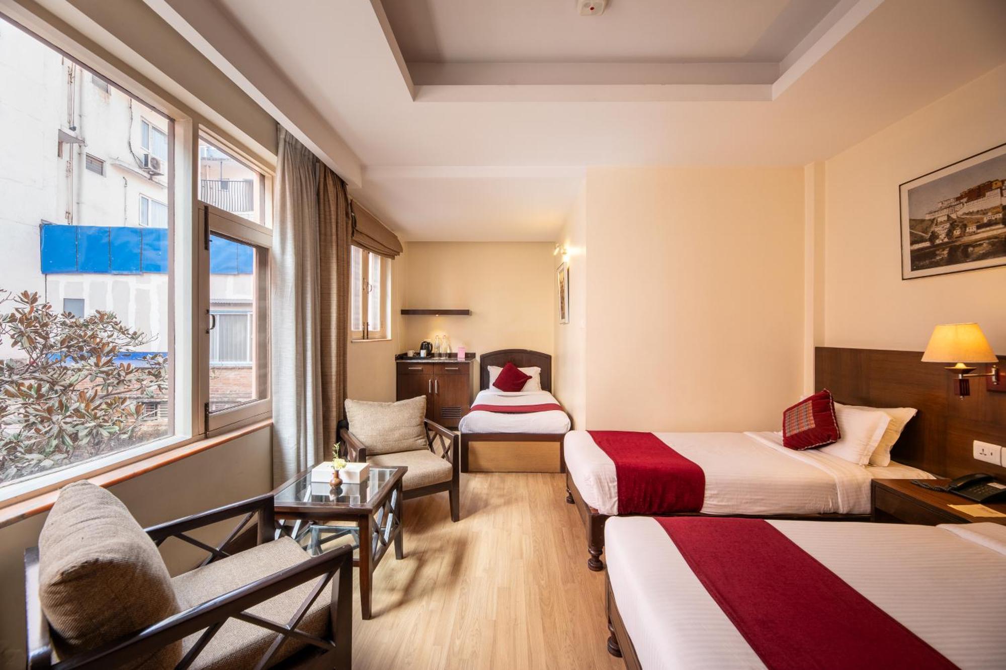 Hotel Marshyangdi Katmandu Dış mekan fotoğraf
