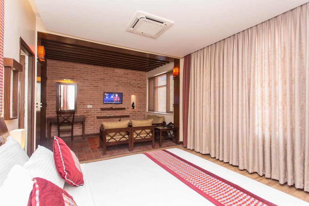 Hotel Marshyangdi Katmandu Dış mekan fotoğraf